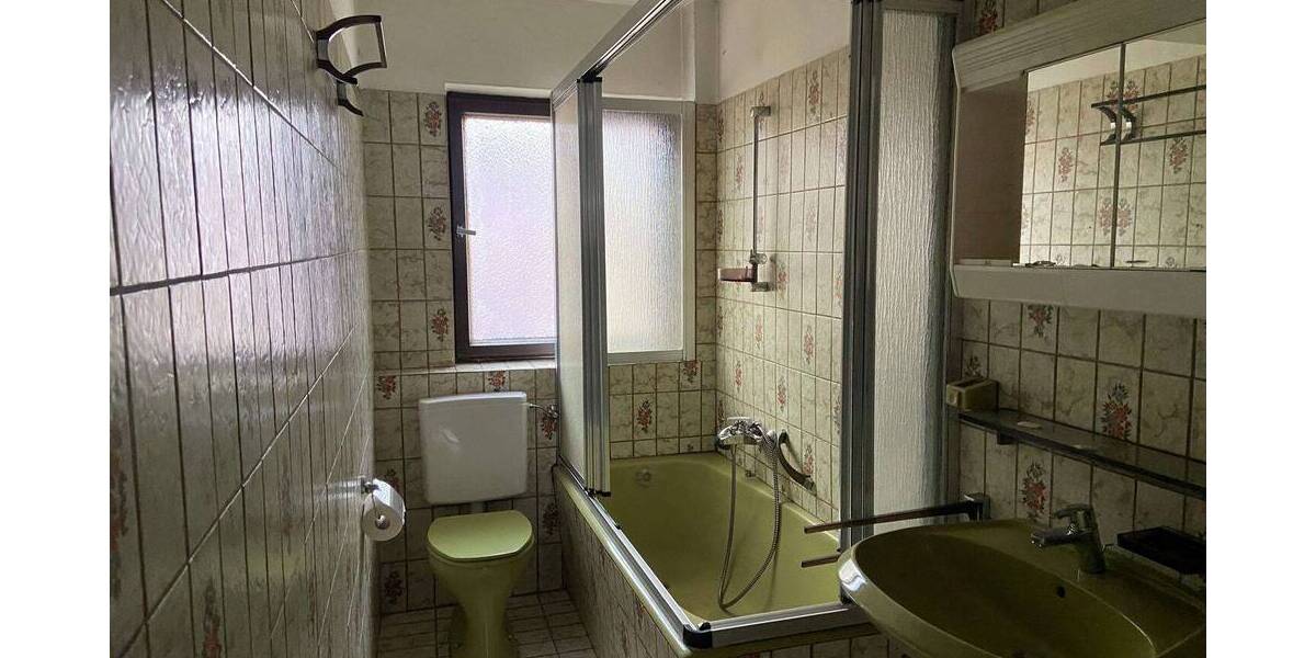 Mehrfamilienhaus, Wohnhaus Forchheim - 8 Zimmer, 200 m&sup2;, 398.000&euro; | Angebot:26627253