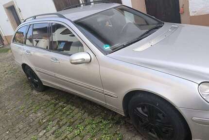 Mercedes-Benz 180 192.000 km 899 &euro; Klingenmünster 76889