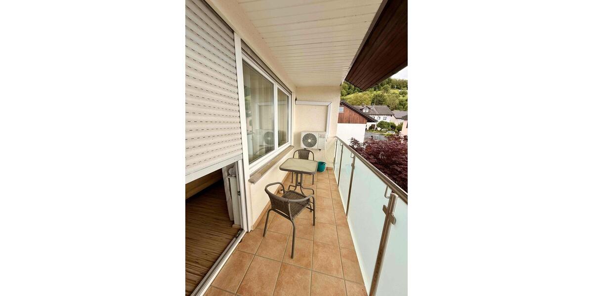 Reihenhaus Neckarsulm - 6.5 Zimmer, 186 m&sup2;, 1.850&euro; | Angebot:26625889