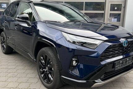 Toyota RAV 4 10.800 km 39.390 € Kiel 24109