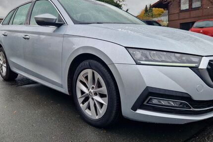 Skoda Octavia 213.161 km 12.500 &euro; Baunatal 34225