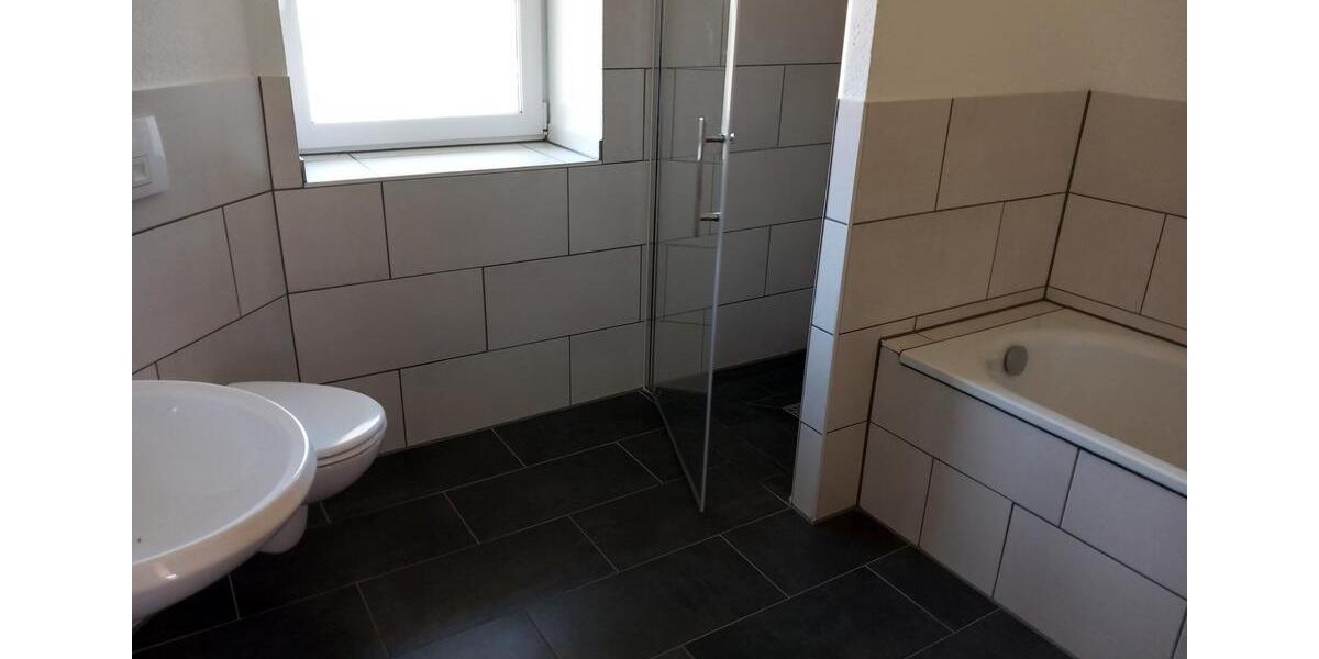 Erdgeschoßwohnung Wittenförden - 5 Zimmer, 150 m&sup2;, 1.175&euro; | Angebot:26396643