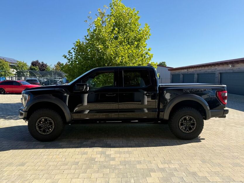 Ford Raptor 20.500 km 89.880 € Pilsting 94431