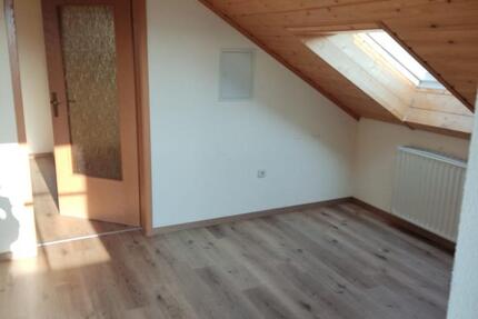 Wohnung Kalbach - 4 Zimmer, 86 m&sup2;, 630&euro; | Angebot:26395158