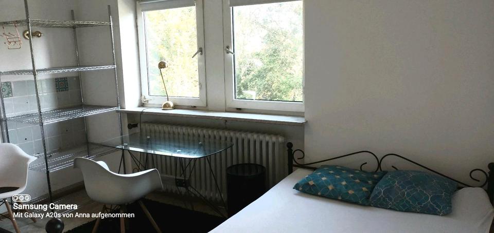 Etagenwohnung Dahn - 1 Zimmer, 33 m&sup2;, 300&euro; | Angebot:26399643