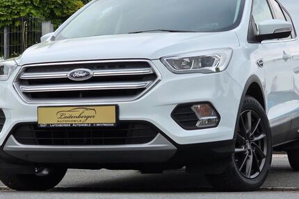 Ford Kuga 88.000 km 13.900 &euro; Fürth 90763