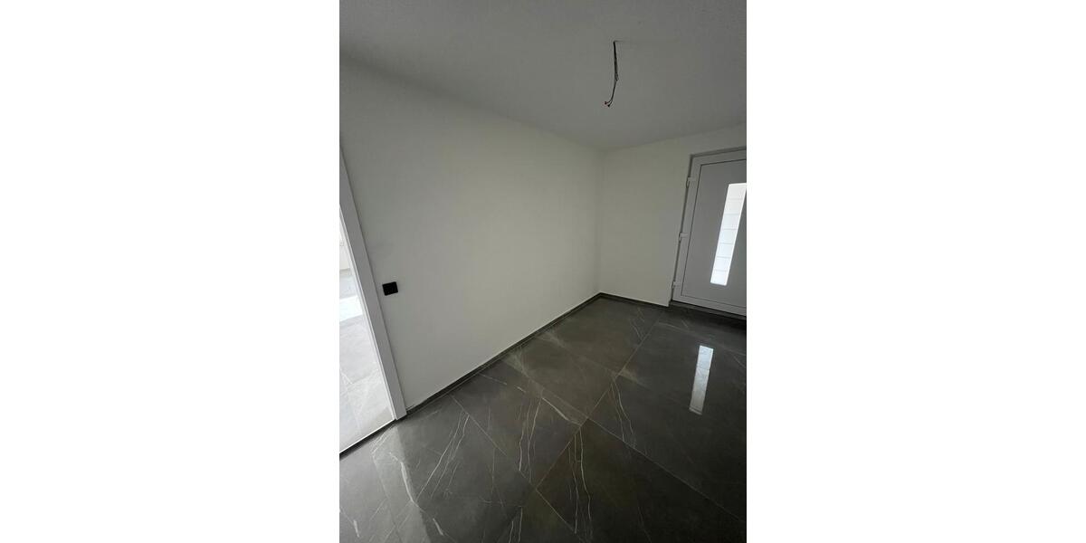 Terrassenwohnung Laupheim - 2.5 Zimmer, 88 m&sup2;, 950&euro; | Angebot:25294185