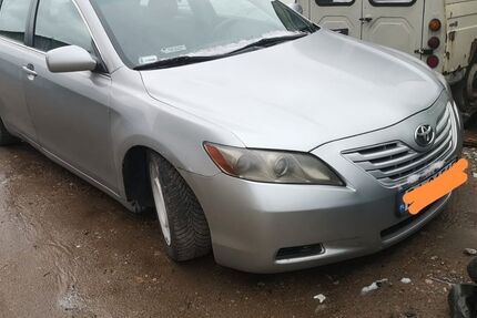 Toyota Camry 137.000 km 4.500 € Hamburg 22113