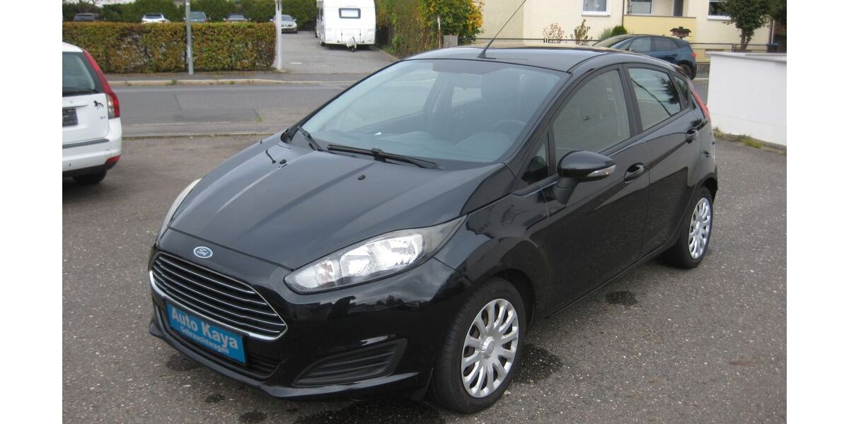 Ford Fiesta 162.500 km 3.590 &euro; Weiden 92637