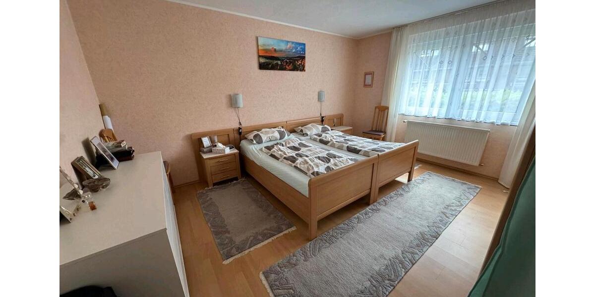 Einfamilienhaus Rotenburg (Wümme) - 8 Zimmer, 279 m&sup2;, 695.000&euro; | Angebot:26891203
