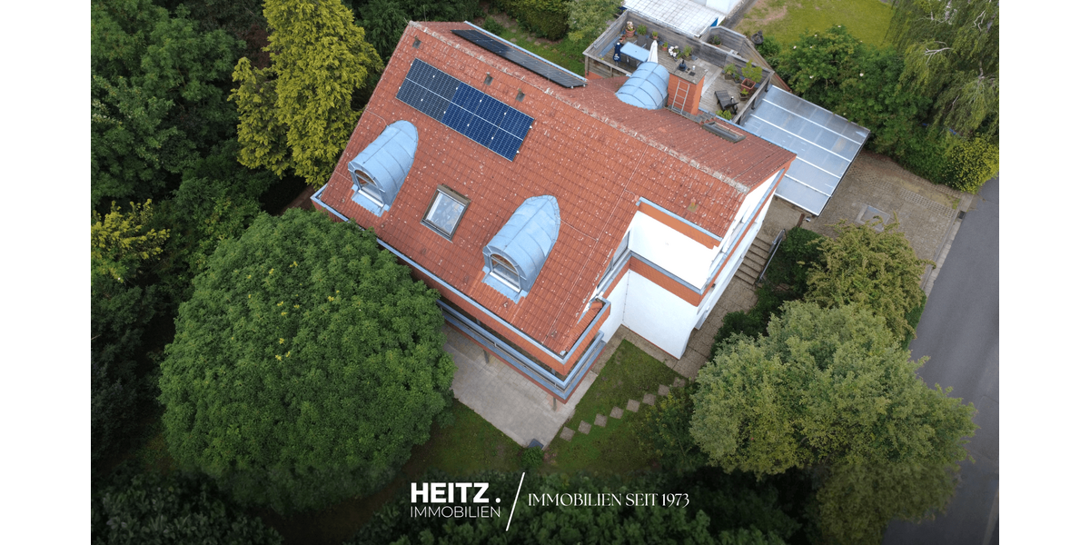 Einfamilienhaus Bad Nauheim - 9 Zimmer, 286 m&sup2;, 1.179.000&euro; | Angebot:26990016