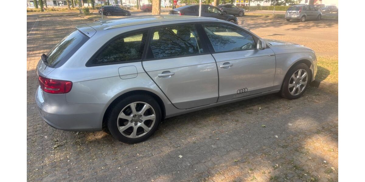 Audi A4 178.000 km 10.500 &euro; Bad Bellingen 79415