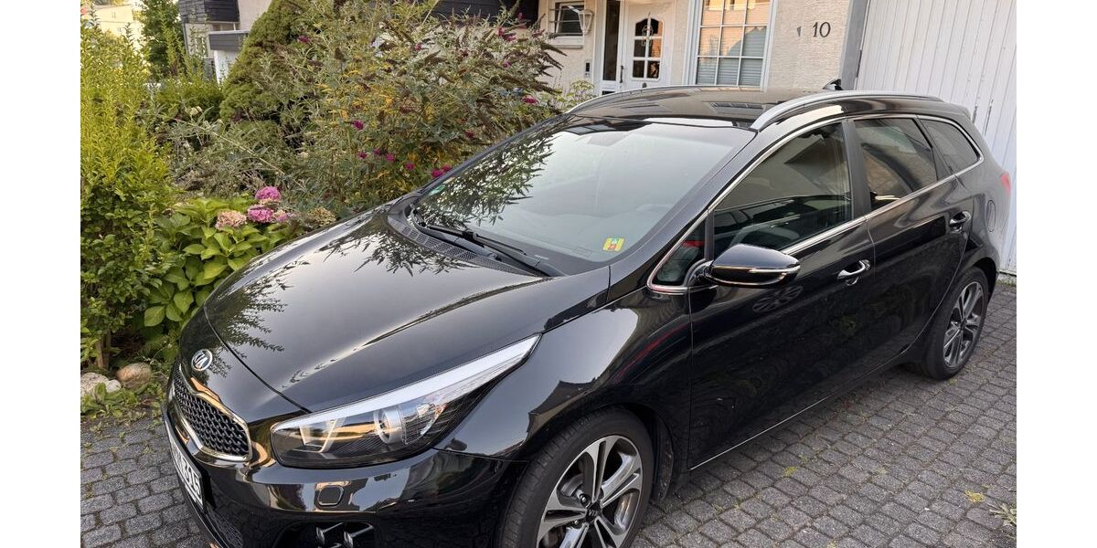 Kia ceed Sportswagon 80.531 km 11.100 &euro; Bergisch Gladbach 51429