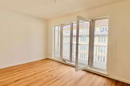 Wohnung Wiesbaden Mitte - 2 Zimmer, 52 m&sup2;, 750&euro; | Angebot:25086161