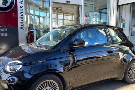 Fiat 500e 18.900 km 15.490 &euro; Asperg 71679