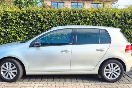 VW Golf 103.000 km 8.950 &euro; Bad Bramstedt 24576