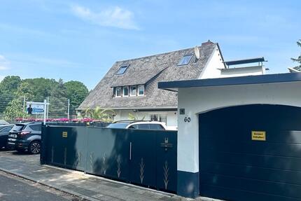 Investorenpaket: Zweifamilienhaus auf ruhigen Grundstück 8 zimmer