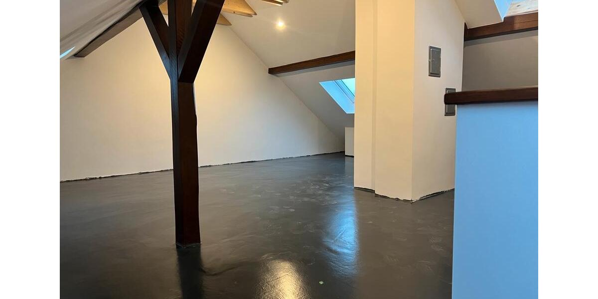 Reihenhaus Sonneberg - 5 Zimmer, 110 m&sup2;, 1.000&euro; | Angebot:23688109
