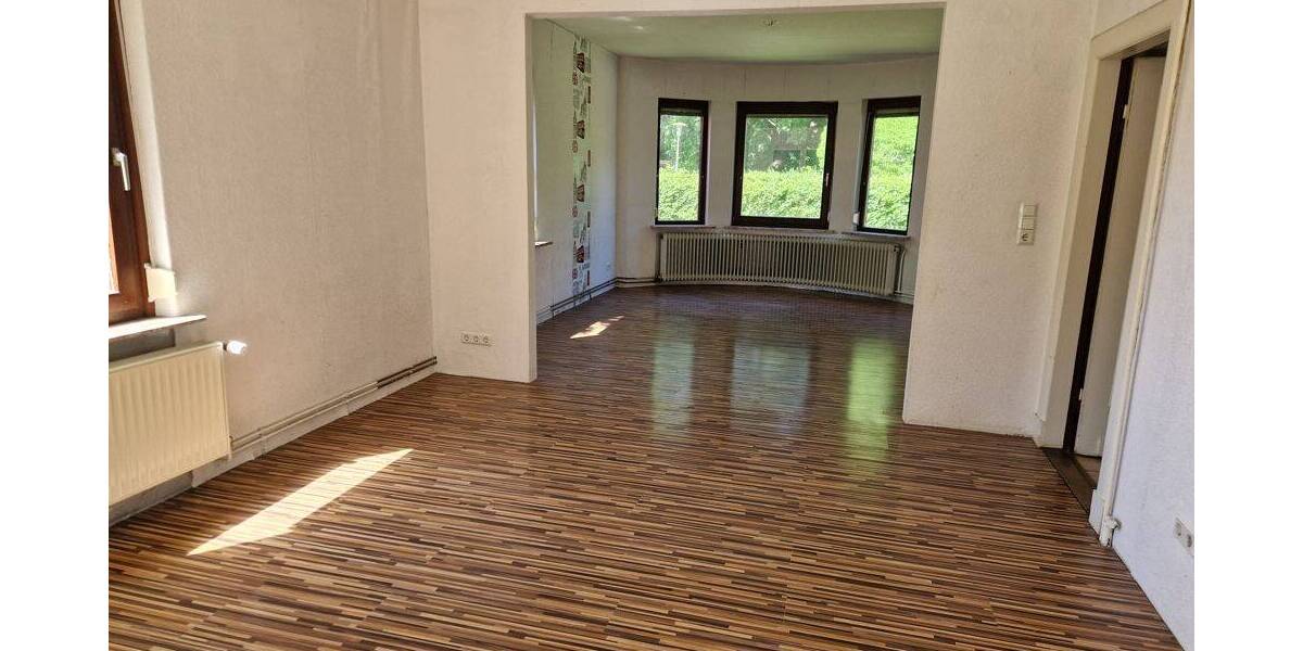 Einfamilienhaus Zetel / Neuenburg Neuenburg - 7 Zimmer, 162 m&sup2;, 217.000&euro; | Angebot:26886133