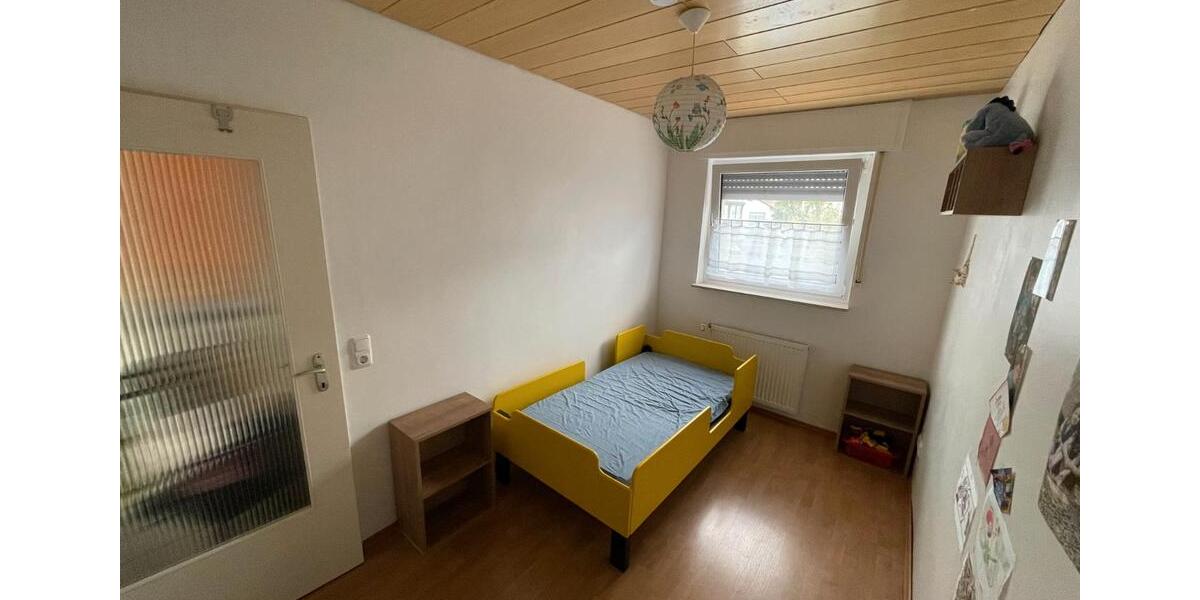 Doppelhaushälfte Hattersheim am Main - 5 Zimmer, 121 m&sup2;, 2.700&euro; | Angebot:26577836