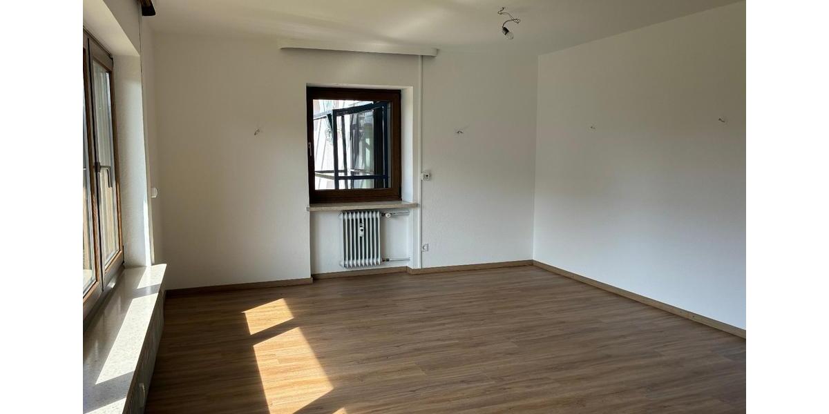 Einfamilienhaus Raubling - 4 Zimmer, 118 m&sup2;, 1.300&euro; | Angebot:26227865