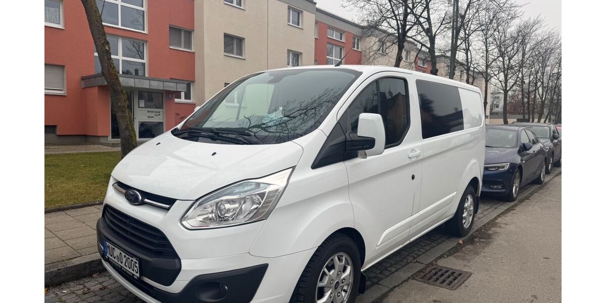 Ford Transit Custom 207.000 km 8.900 &euro; München 80995