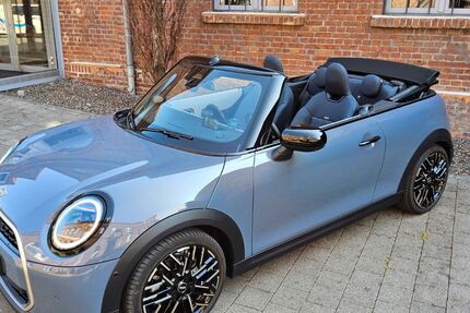 Mini Cooper Cabrio 11.300 km 30.990 &euro; Recklinghausen 45661
