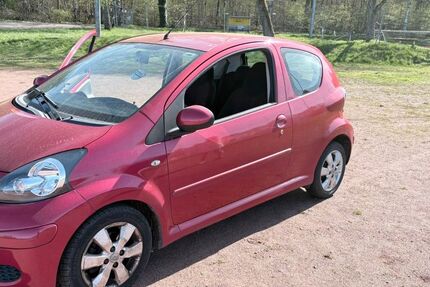 Toyota Aygo (X) 181.050 km 2.500 &euro; Wadgassen 66787