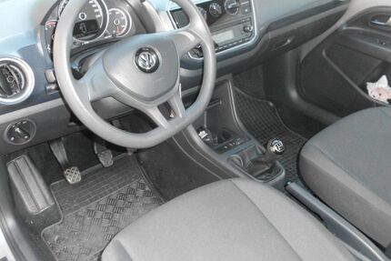 VW up! 37.590 km 8.990 &euro; Langelsheim 38685