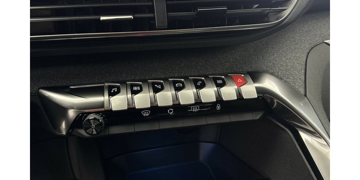 Peugeot 5008 Puretech 130 Allure CarPlay Cam 17.210 km 21.470 &euro; Lich 35423