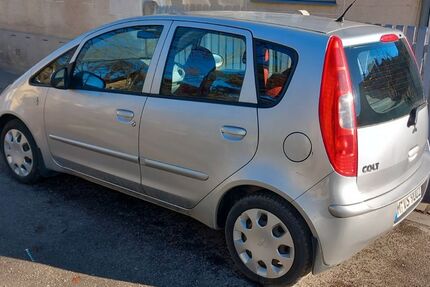 Mitsubishi Colt 126.315 km 1.800 &euro; München 81737