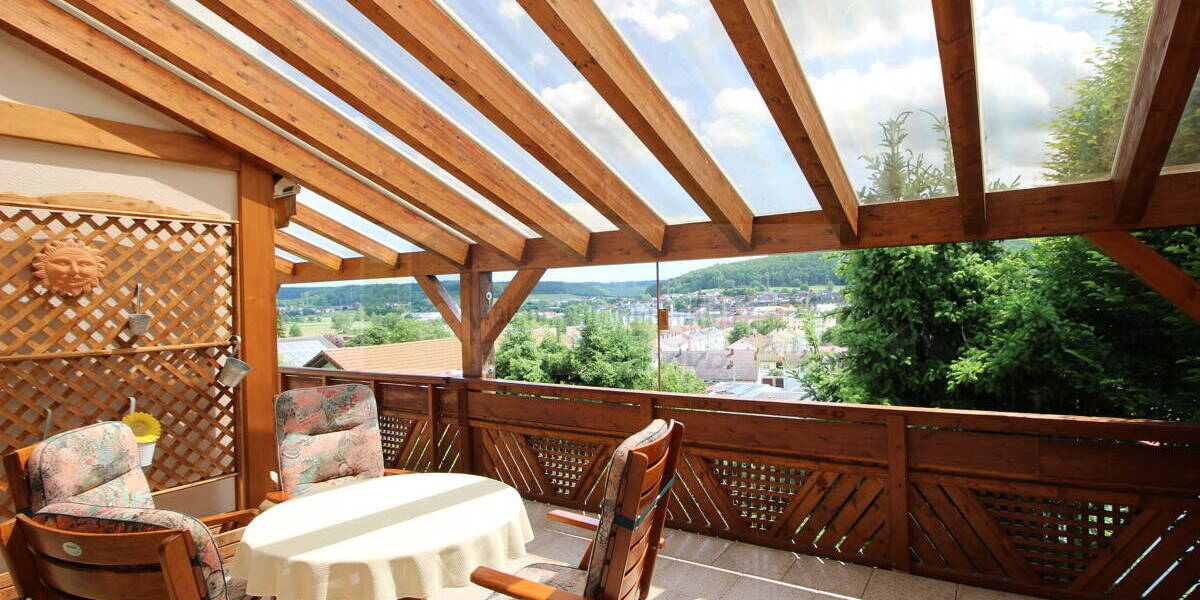 Wohnen auf einer Ebene mit Weitblick: Gepflegter Bungalow mit Einliegerwohnung, sonnigem Garten und Panorama in Toplage von Blumberg! 5 zimmer