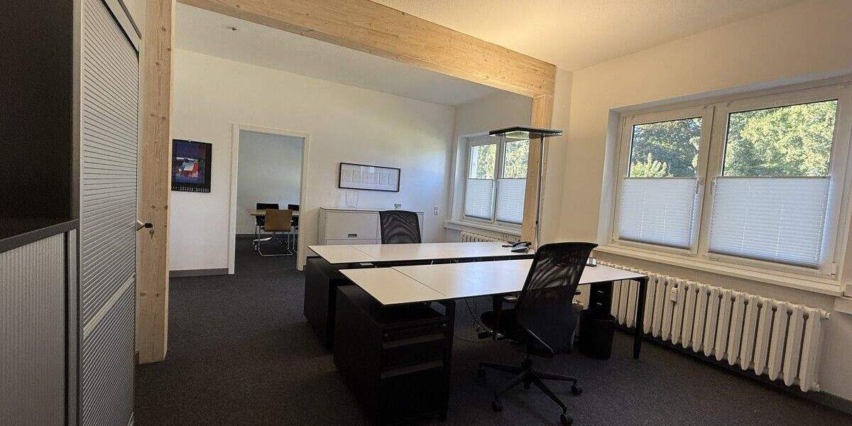Gewerbeobjekt Gadebusch - 4 Zimmer, 84 m&sup2;, 1.200&euro; | Angebot:26817199