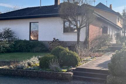 Haus Wadern - 6 Zimmer, 180 m&sup2;, 375.000&euro; | Angebot:25945080