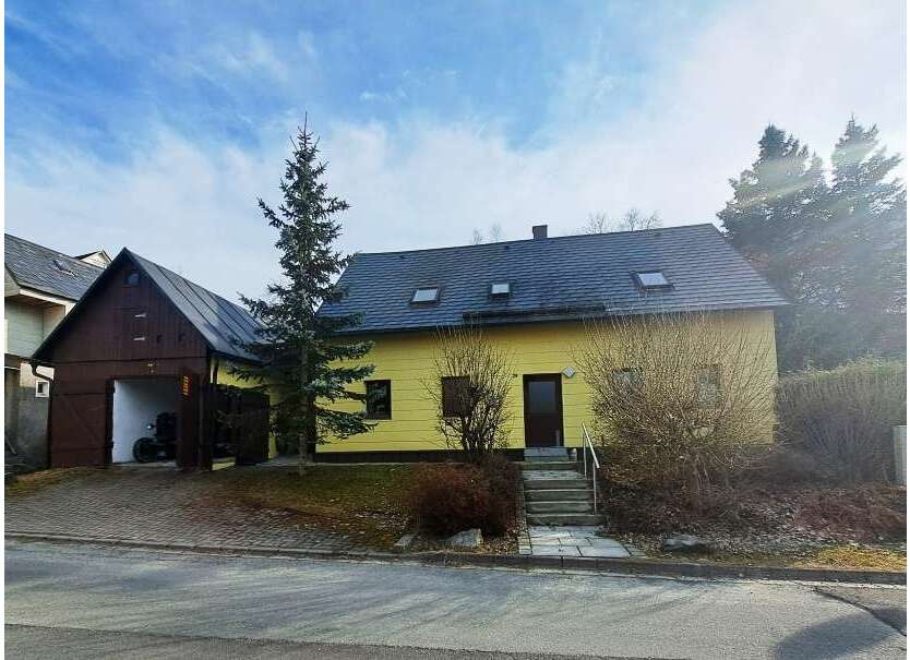 Haus zum Kaufen in Presseck 89.000 € 107 m²