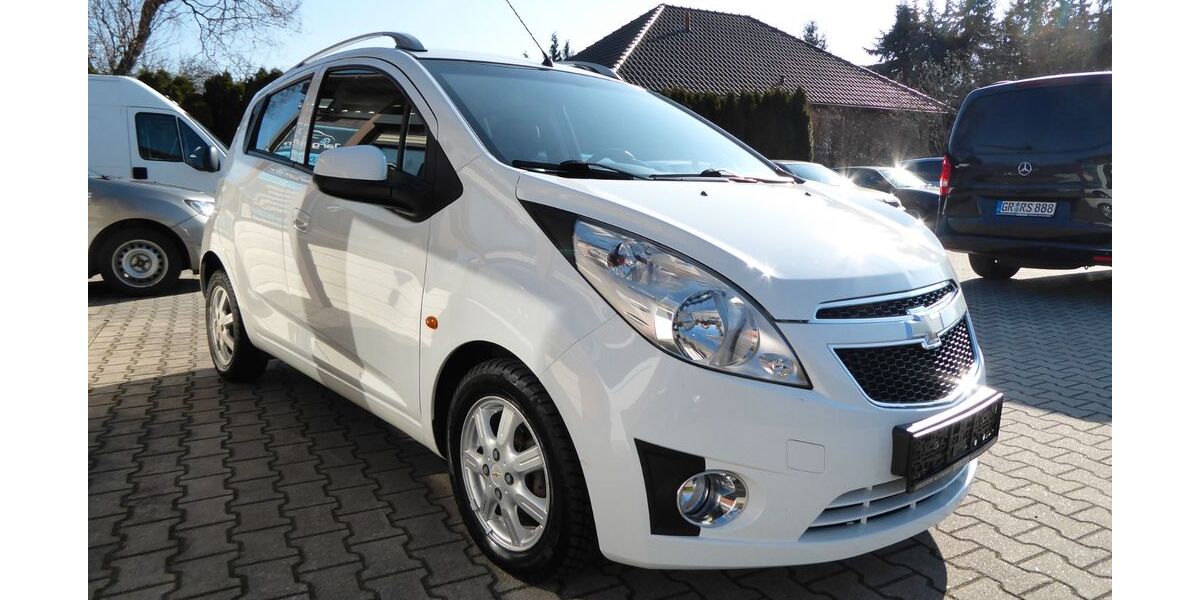 Chevrolet Spark 73.000 km 4.900 &euro; Weißwasser 02943