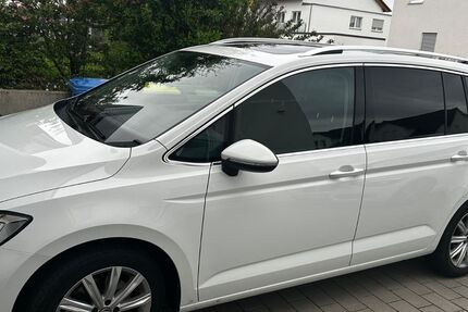 VW Touran 43.000 km 26.900 &euro; Buseck 35418