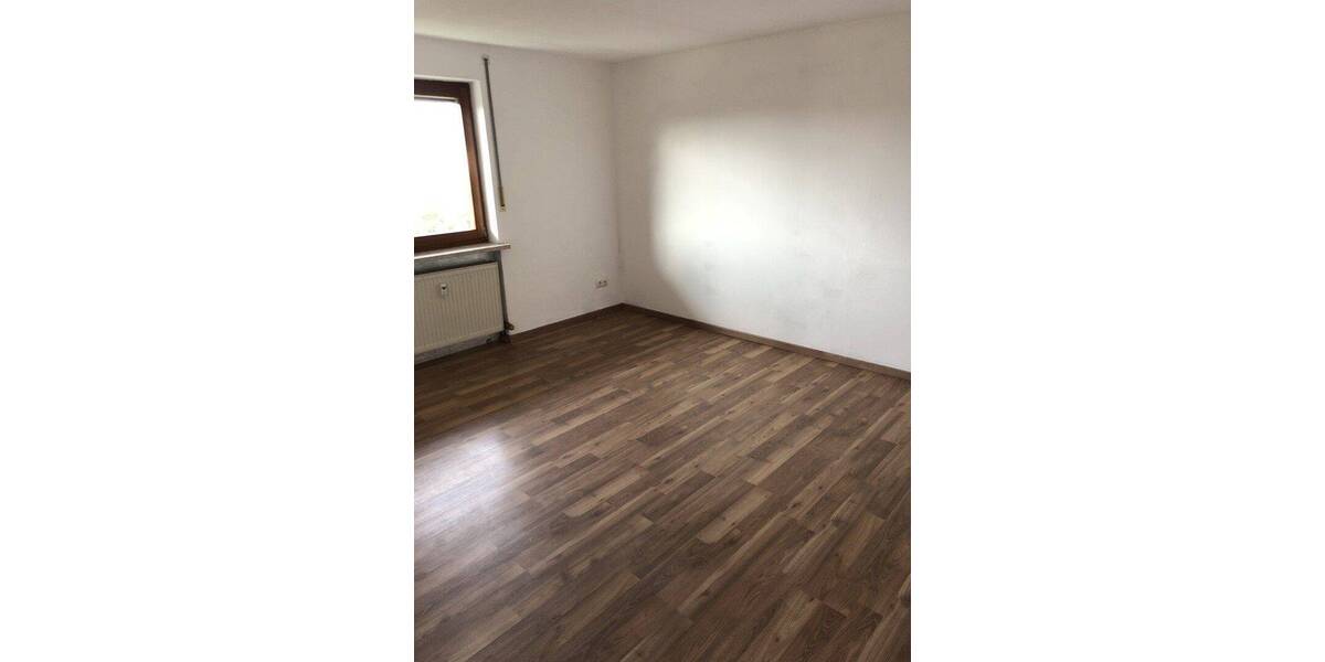 Mehrfamilienhaus, Wohnhaus Roding Neubäu - 8 Zimmer, 255 m&sup2;, 369.000&euro; | Angebot:26820143