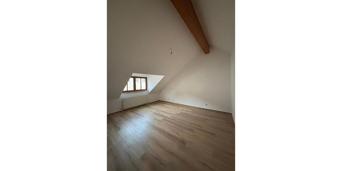Dachgeschoßwohnung Bernried - 2 Zimmer, 51 m&sup2;, 400&euro; | Angebot:25138048