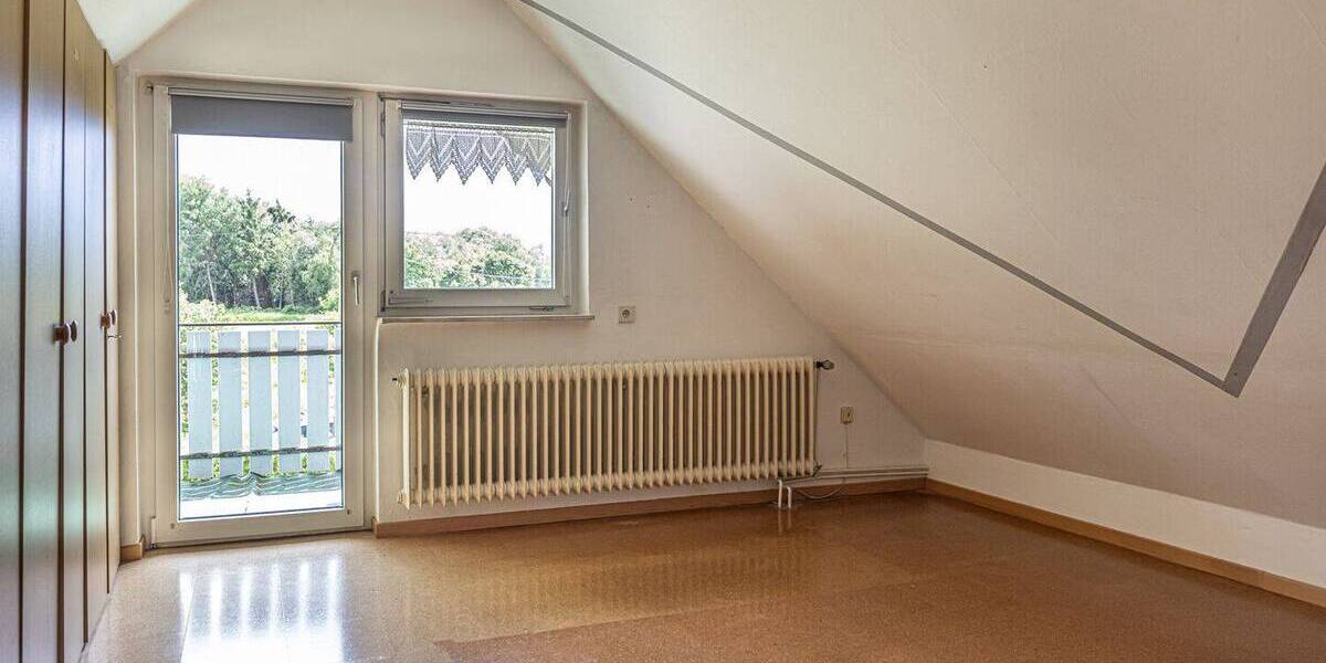 Einfamilienhaus Blomberg - 8 Zimmer, 189 m&sup2;, 225.000&euro; | Angebot:25815052
