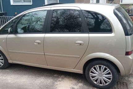 Opel Meriva 193.000 km 950 &euro; Bremen 28213