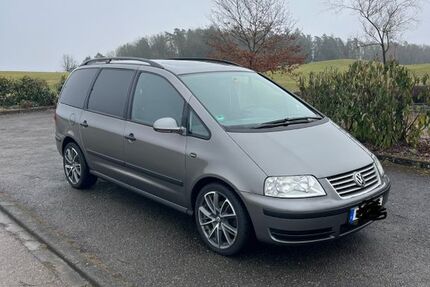 VW Sharan 251.634 km 5.699 &euro; Wutöschingen 79793
