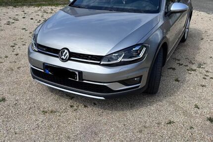 VW Golf 140.000 km 16.000 &euro; Falkenstein 08223