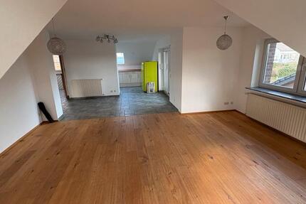 Wohnung Wickede (Ruhr) - 2 Zimmer, 83 m&sup2;, 830&euro; | Angebot:25990080