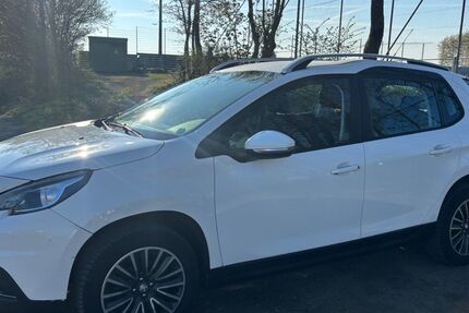 Peugeot 2008 132.000 km 5.900 &euro; Buseck 35418