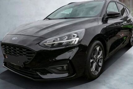 Ford Focus 94.000 km 14.499 &euro; Minden 32425