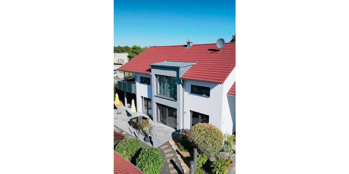 Erdgeschoßwohnung Feuchtwangen - 3 Zimmer, 125 m&sup2;, 495.000&euro; | Angebot:24673932