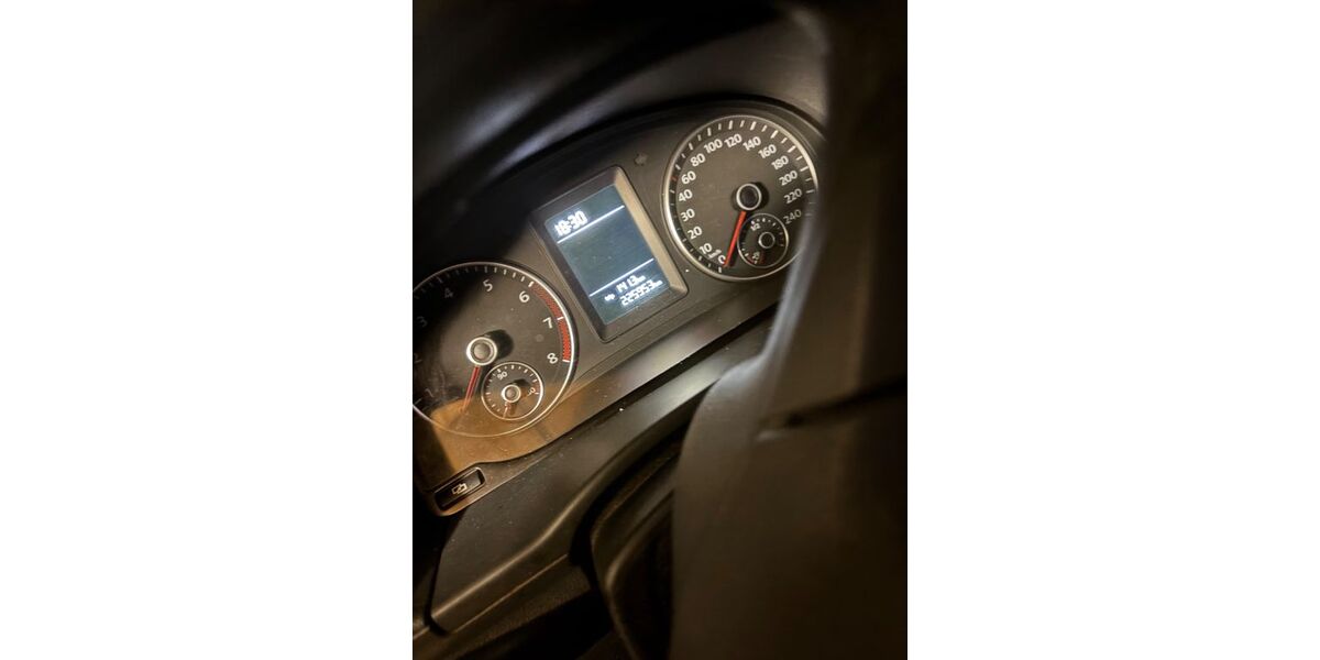 VW Caddy 225.953 km 7.500 &euro; Herford 32049