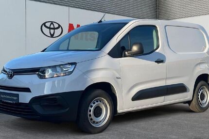 Toyota Proace City (Verso) 67.196 km 15.990 &euro; Rheine 48432