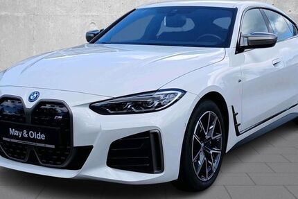 BMW i4 82.824 km 49.490 &euro; Stade 21680
